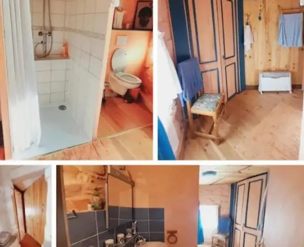 Maison rustique au pied de la Montagne Noire Hébergement de vacances