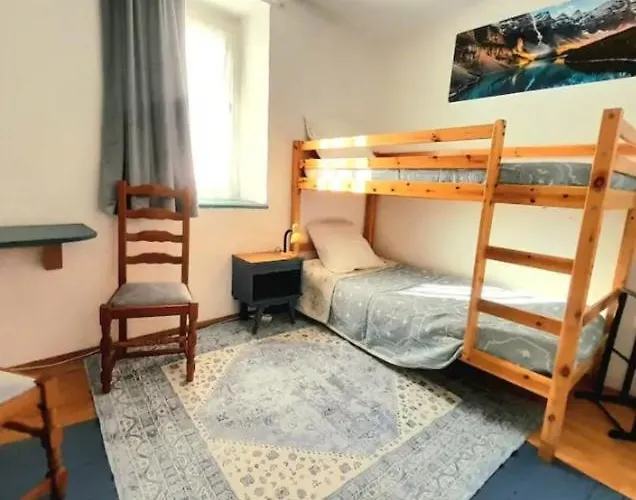 Maison rustique au pied de la Montagne Noire
