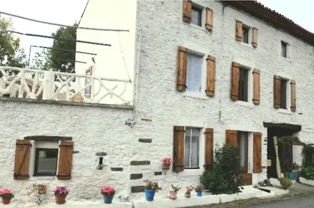 Maison rustique au pied de la Montagne Noire Hébergement de vacances *